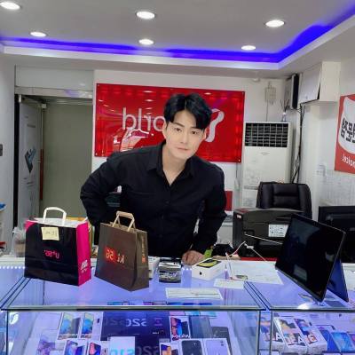 Ray​ 30 años  Busan  Corea del Sur