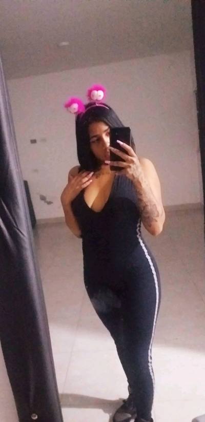 Nanny 27 ans Florencia Espagne