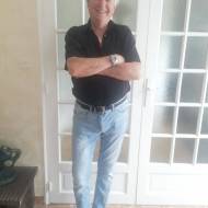 Guy 76 ans Blaye France