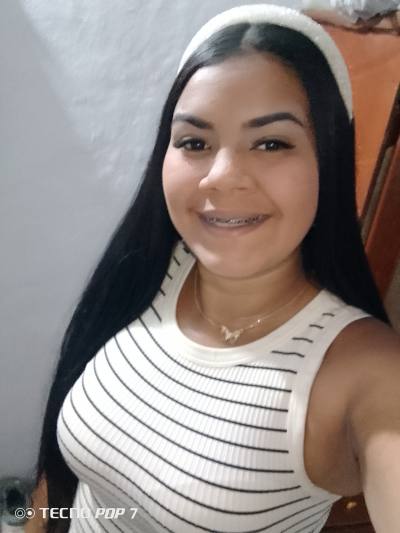 Nainleoskar 22 años La Guaira  Andorra