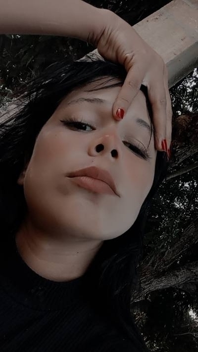Juli 22 ans Venezuela  Colombie
