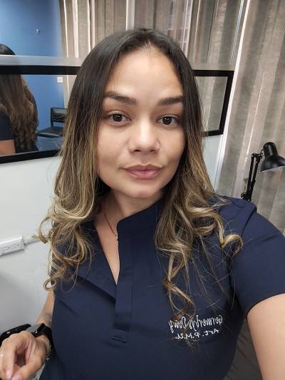 Kendra 36 years Caracas Venezuela