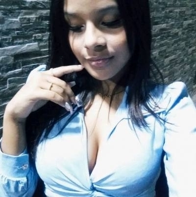 Sophia 24 ans Valencia  Venezuela