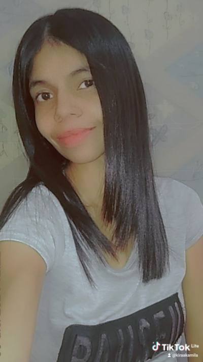 Maria 33 años Caracas  Venezuela