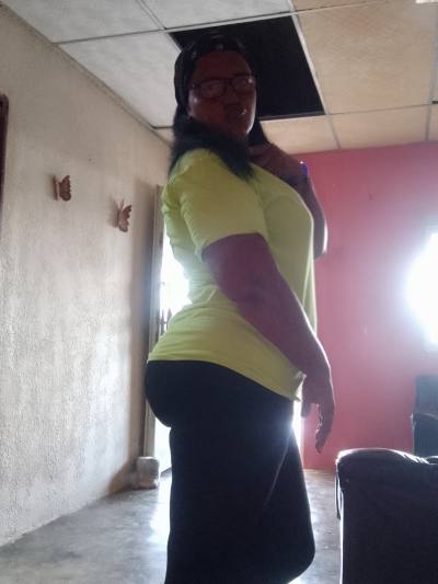 Diana 49 años Colombia  Colombie