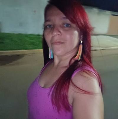 Bruna 34 ans Trindade Goiás  Brésil