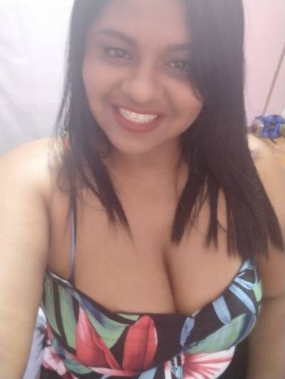 Angi 35 años Caracas Venezuela