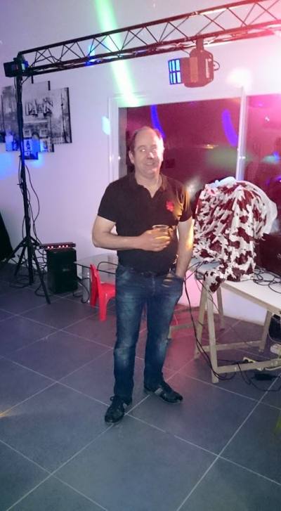 Chris 57 ans Bragayrac France
