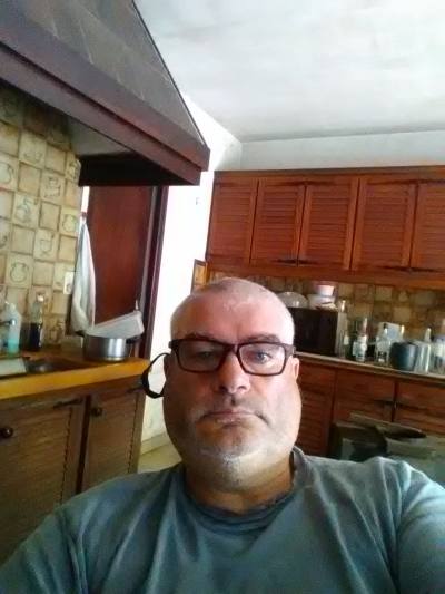 Loulou 55 años Montguyon  Francia