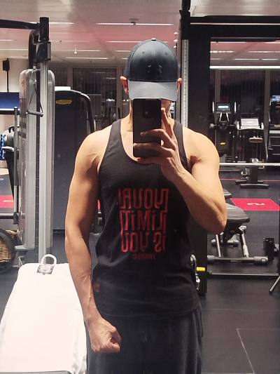 Michael 43 ans Namur Belgique