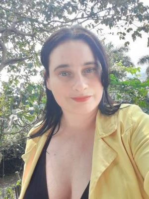 Karina 35 años Florianópolis  Brasil