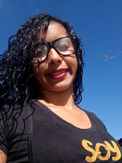 Daniela 27 años Caracas  Venezuela