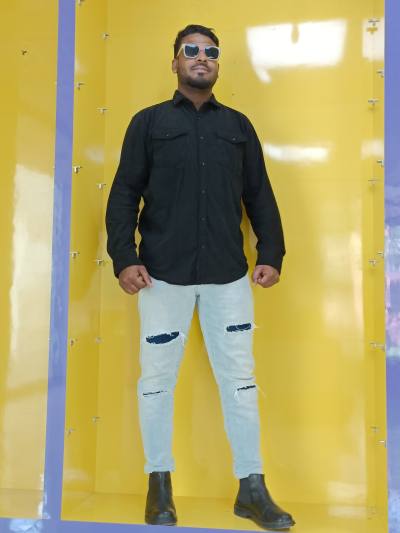 Zain 24 años Bangalore Karnataka  Albania