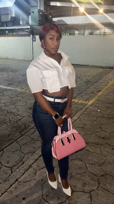 Ruby 22 ans Santo Domingo  Dominique