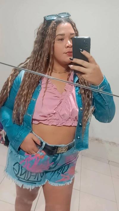 Kamila 33 años Itaoca  Brésil