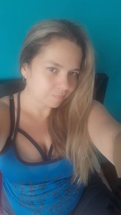 Claudia 45 años Armenia  Colombie