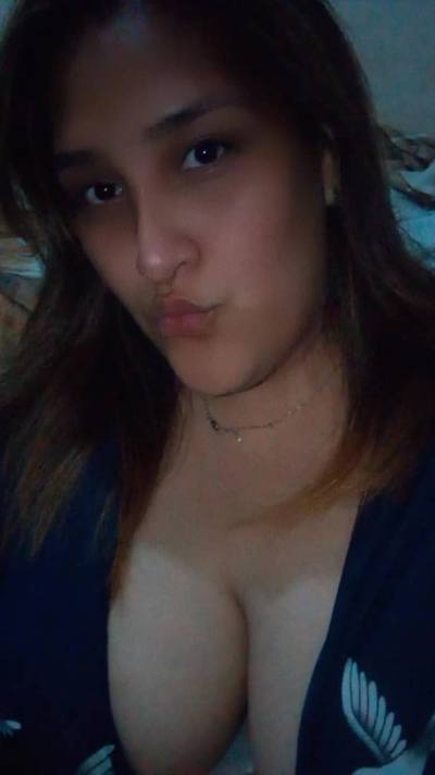 Yessica 29 years Valencia Venezuela