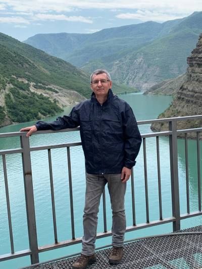 Alain 69 años Ivry Sur Seine Francia