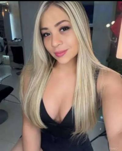 Caroline 32 años São Paulo  Brésil