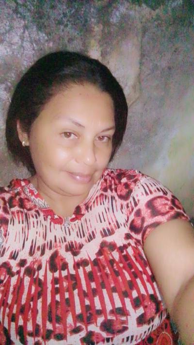 Arelys 49 ans Madrid  Espagne