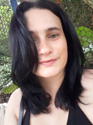 Karina 35 años Florianópolis  Brasil