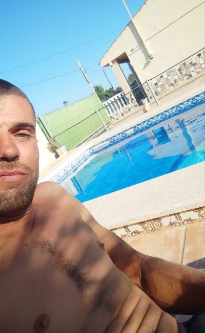 Ivan 34 years Medellín  Colombia