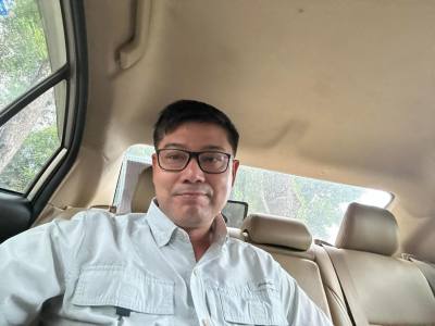 Hieu 54 ans Hồ Chí Minh City Vietnam Viêt Nam
