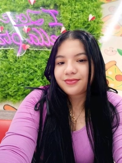 Carolina 21 ans Madrid Espagne