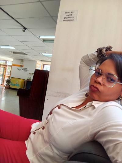 Laura 45 Jahre Caracas  Venezuela