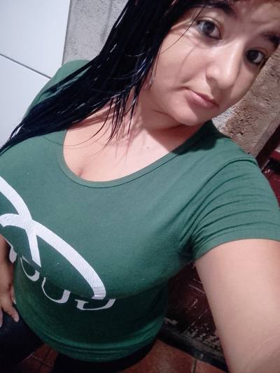 Débora 26 ans Restinga Seca  Brésil