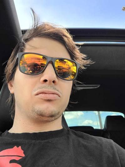 Stephane 37 years Montreal Canada