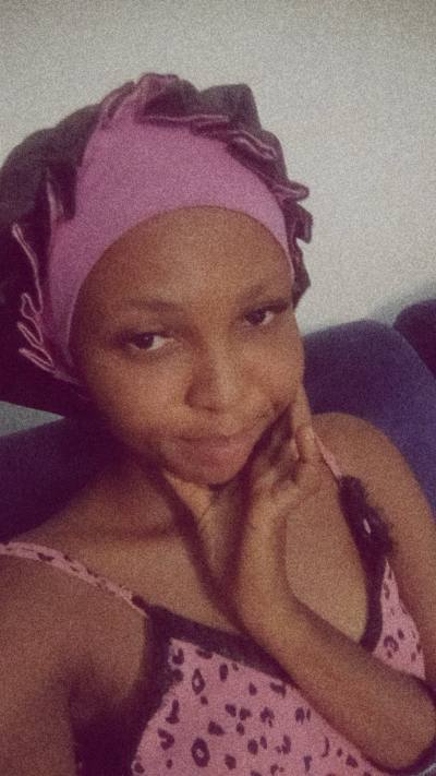 Isabel 24 años Abuja Nigeria