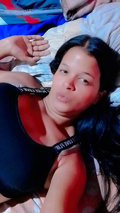 Yeselin 30 años Valencia  Venezuela