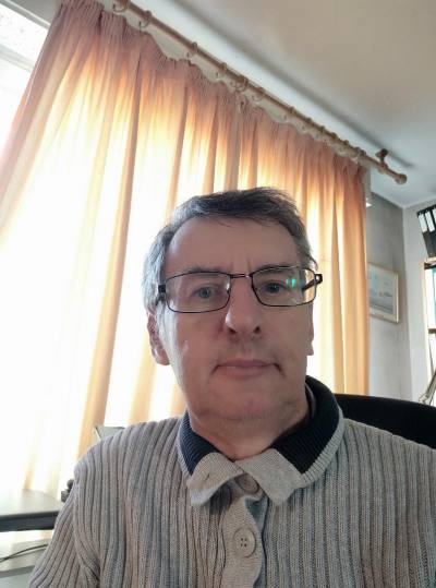 Alain 69 años Ivry Sur Seine Francia