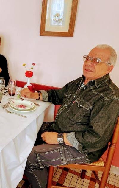 Jacques 77 años Argentat Francia