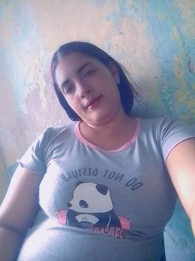 Estefani 27 ans Maracay  Venezuela