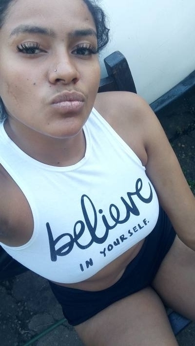 Alexandra 24 años Caracas Venezuela