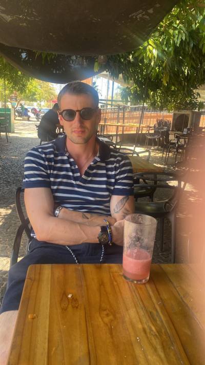 Alexandre 32 años Divatte-sur-loire Sur Loire Francia