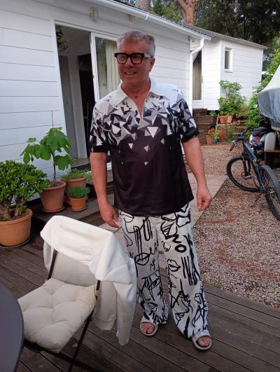 Bertrand 63 años Frejus France