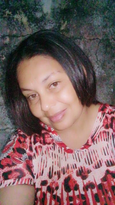 Arelys 49 ans Madrid  Espagne