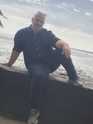 Alan 65 años Albon Francia