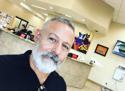 Anthony 50 años Santa Cruz  Aruba