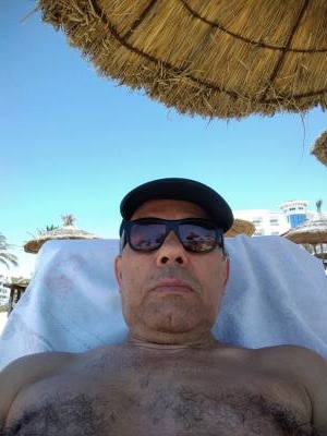 Hamda 69 años Tunis Tunisie