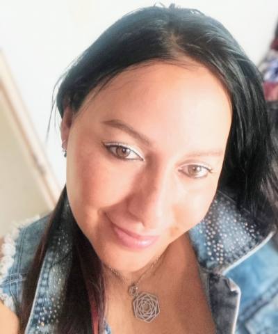 Anyela 32 años Bogota Colombie