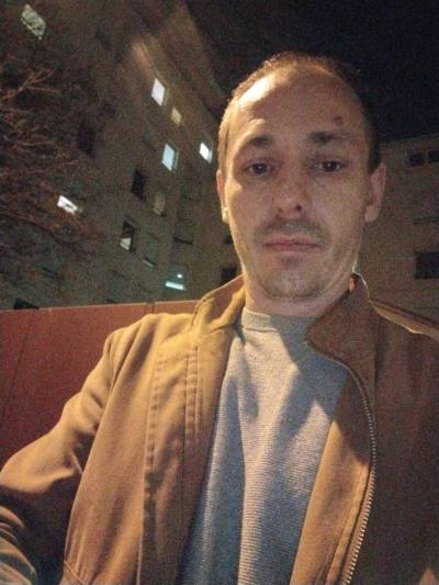 Kévin 37 ans Lyon France