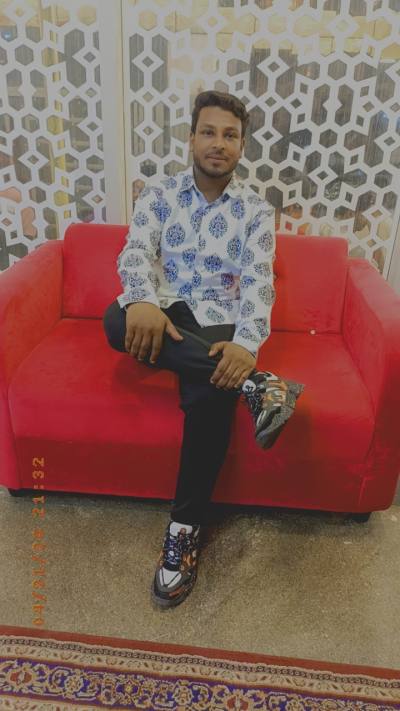 Zain 24 años Bangalore Karnataka  Albania