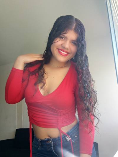 Esther 20 años Valencia  Venezuela