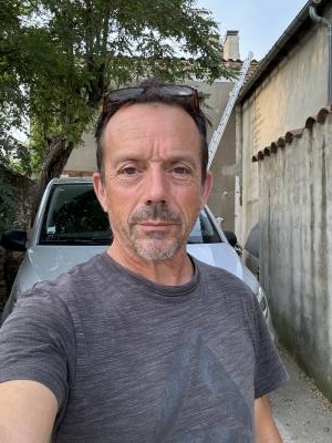 Julien 48 años Bern Suiza