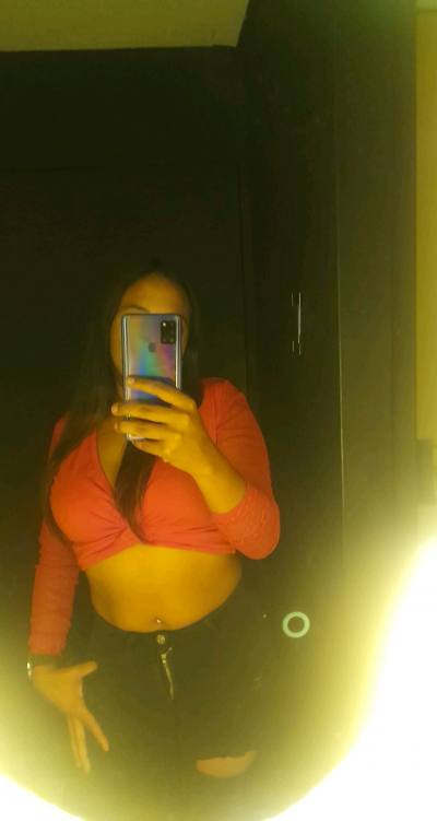 Morenita 23 años Carabobo  Venezuela